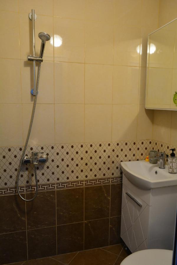 City Center Apartment With A Backyard Burgas Exterior foto